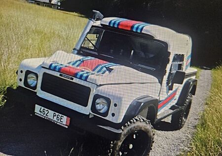 Land Rover Defender BOWLER Wildcat V8