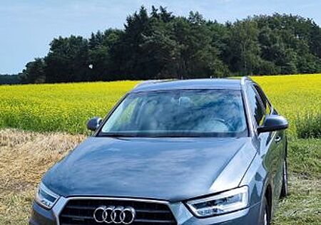 Audi Q3 2.0 TDI S tronic quattro sport sport
