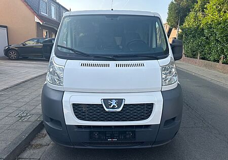 Peugeot Boxer ,1.Hand,Klima,AHK,ZV,guter Zustand
