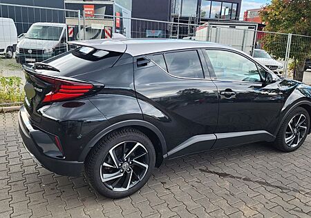 Toyota C-HR 2.0-l-VVTi Hybrid Style Selection Style...