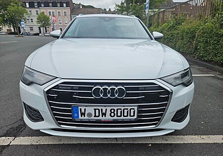 Audi A6 45 TDI quattro tiptron. design Avant LED AHK