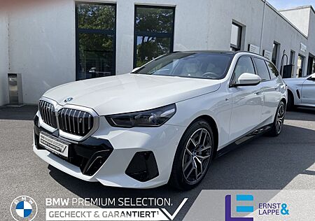 BMW i5 eDrive40 M Sport || Pano el.Sitze 360°Kamera
