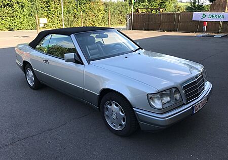 Mercedes-Benz E 220 original 25.200 KM