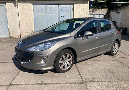 Peugeot 308 120 VTi