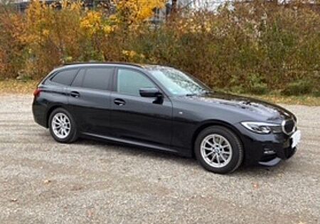BMW 320i Touring M Sport Auto M Sport