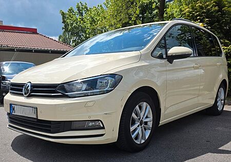 VW Touran Volkswagen 2.0 TDI SCR DSG Highline Highline