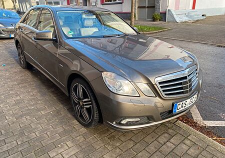 Mercedes-Benz E 250 CDI BlueEFFICIENCY