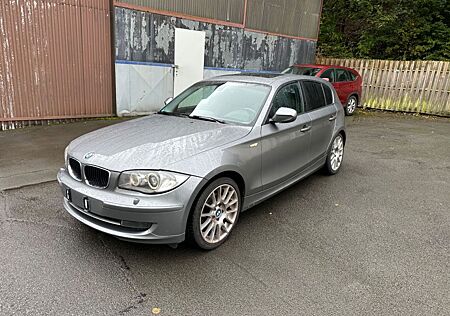 BMW 120d 120 Baureihe 1 Lim. Leder,Navi