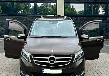 Mercedes-Benz V 220 V-Class W447 CDI Lang VIP |