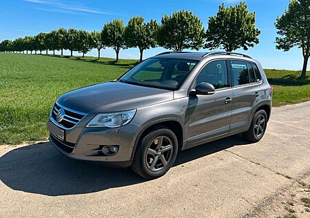VW Tiguan Volkswagen 2.0 TSI 4MOTION Trend & Fun Trend & Fun