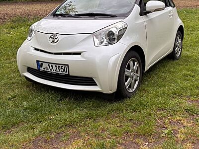 Toyota IQ Automatik TÜV NEU Apple CarPlay
