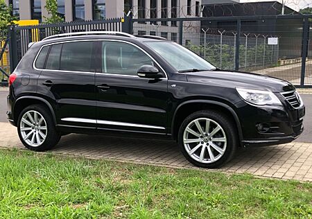VW Tiguan Volkswagen 2,0 TDI R-Line
