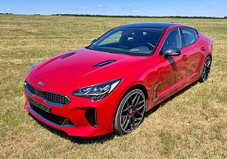 Kia Stinger 3.3 T-GDI AWD GT AHK HARMAN-KARDON