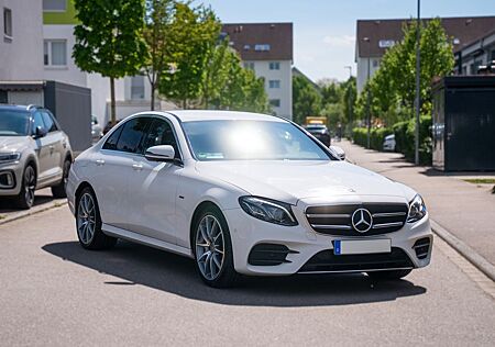 Mercedes-Benz E 220 d Autom. -