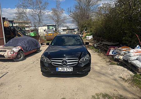 Mercedes-Benz E 220 BlueTEC BlueEFF. Edition Autom. Edition