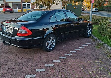 Mercedes-Benz E 220 CDI CLASSIC Classic