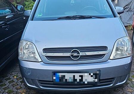 Opel Meriva 1.6 -