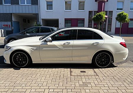 Mercedes-Benz C 63 AMG Mercedes-AMG C 63 Mercedes-AMG