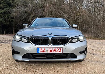 BMW 320 G21 Touring d Advantage190 PS