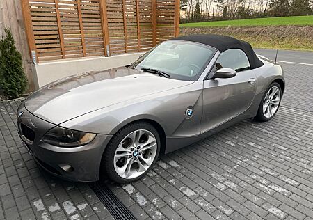 BMW Z4 2.2i -