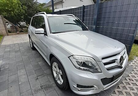 Mercedes-Benz GLK 350 CDI 4M-1 HAND-STANDH.-DISTR.AHK-360°