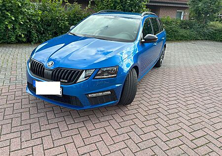 Skoda Octavia Kombi RS TDI DSG Race Blue