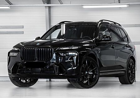 BMW X7 xDrive40d B&W / M SEATS / SKY LOUNGE / M-PRO