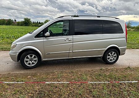 Mercedes-Benz Viano 2.2 CDI TREND lang/ Glasdach/ 8 sitzer/