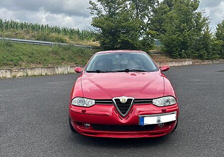 Alfa Romeo 156 2.5 V6 24V - 192PS