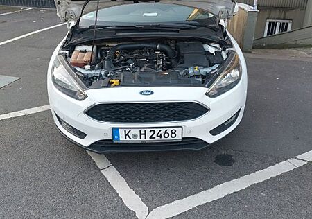 Ford Focus 1,0 EcoBoost 74kW Business Edition Bus...