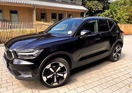 Volvo XC 40 XC40 D3 Geartronic Momentum Core Momentum Core