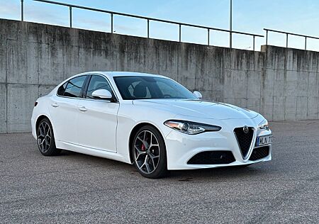 Alfa Romeo Giulia 2.0 Super RWD 206kW AT8