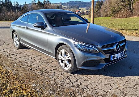 Mercedes-Benz C 200 4MATIC Autom. -