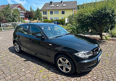 BMW 116i | Baujahr 2009 | Scheckheftgepflegt | TÜV