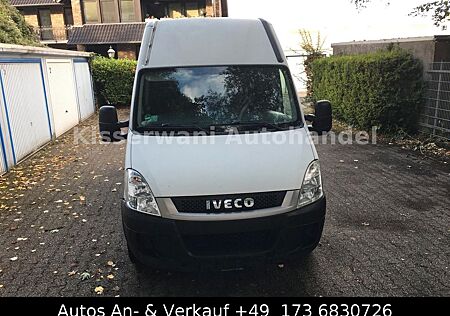 IVECO Daily.