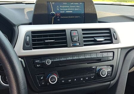 BMW 318d Touring -