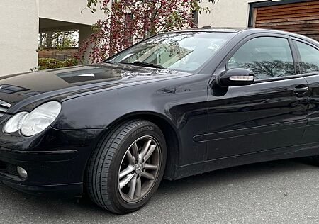 Mercedes-Benz CL 230