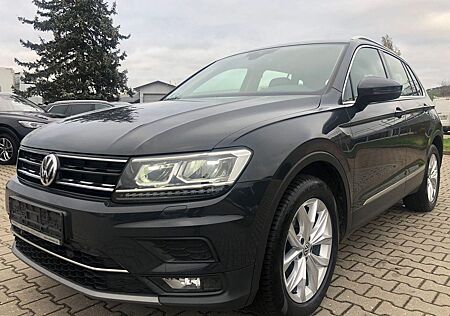 VW Tiguan Volkswagen 2.0 TDI Highline Navi ACC Virtual SHZ