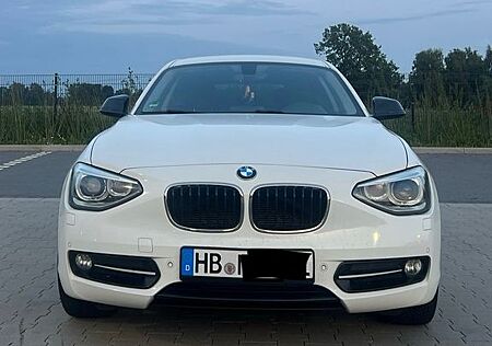BMW 116i Sport Line Sport Line