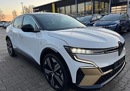 Renault Megane E-Tech ICONIC EV60 220hp | CCS