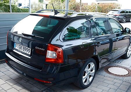 Skoda Octavia 2.0 TDI DSG Elegance Combi, TÜV Neu
