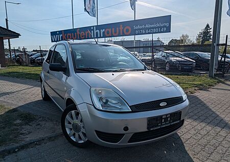 Ford Fiesta Futura *Schiebedach*Klima*Allwetterreifen
