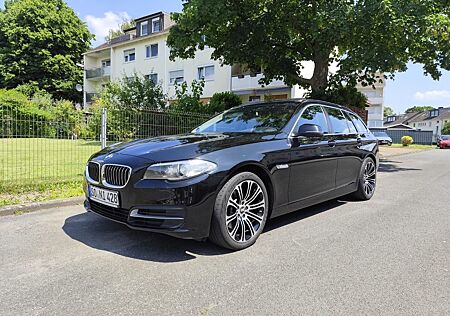 BMW 530d xDrive Touring A -