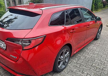 Toyota Corolla 1,8 Hybrid Team Deutschl Touring Spo...