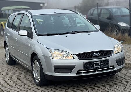 Ford Focus 2.0 Turnier Fun X 145PS Automatik Tempomat