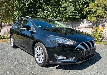 Ford Focus 1.5 TDCI Turnier Titanium/Navi/TÜV/Euro6