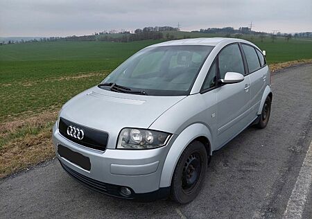 Audi A2 1.4 -gepflegt, fahrbereit