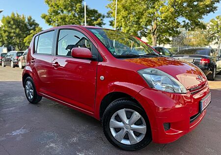 Daihatsu Sirion 1.0 CooLine"Klima"E packet"Tüv Neu"1Hand