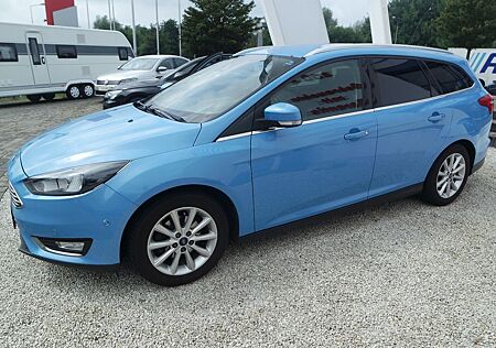 Ford Focus Turnier Titanium bei 109852 km neuer Motor