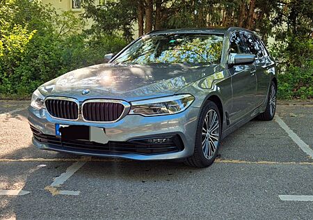 BMW 520d Touring SportLine HUD HARMAN....